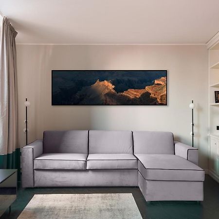 Hl Luxury Duomo Apartment - Via Torino, Montenapoleone ميلان المظهر الخارجي الصورة