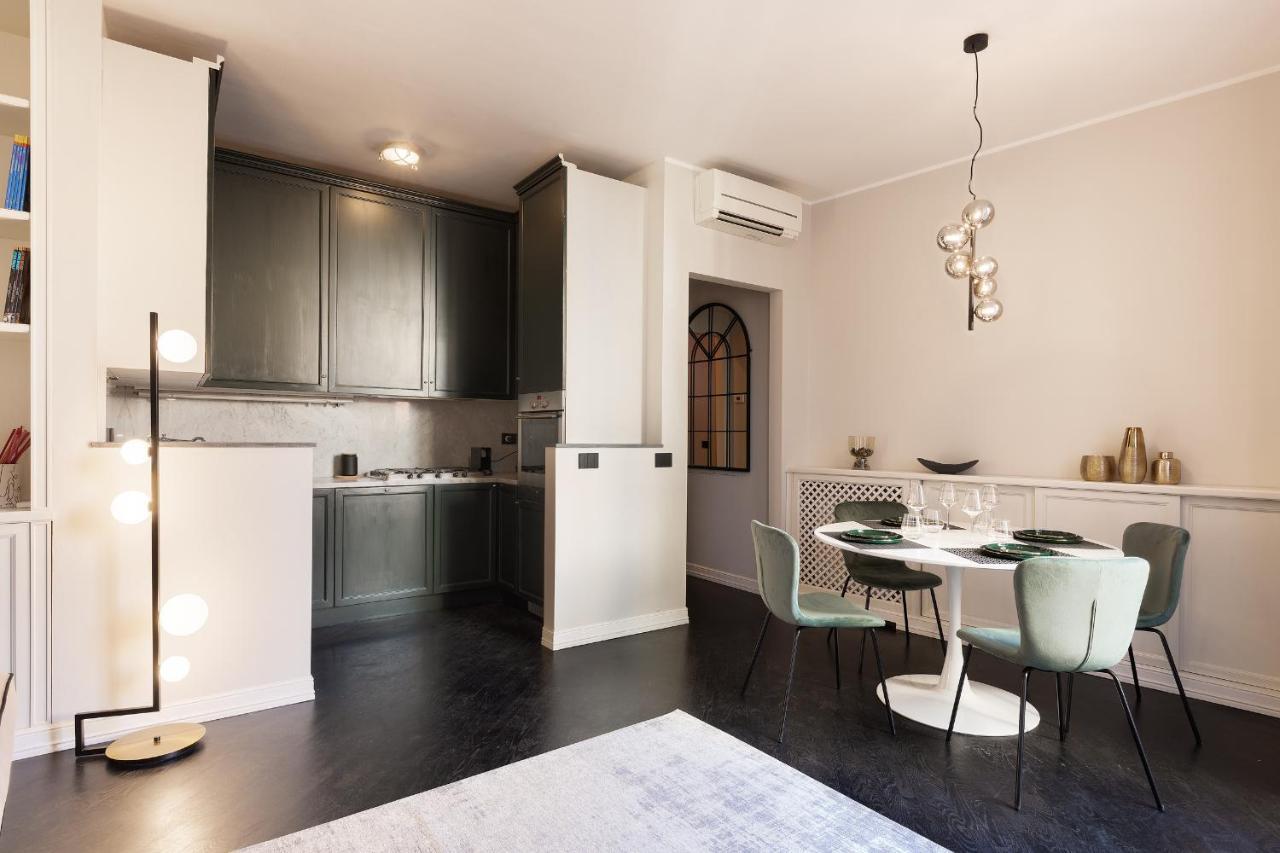 Hl Luxury Duomo Apartment - Via Torino, Montenapoleone ميلان المظهر الخارجي الصورة
