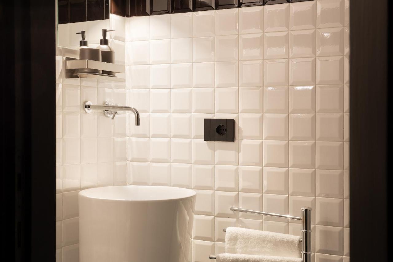 Hl Luxury Duomo Apartment - Via Torino, Montenapoleone ميلان المظهر الخارجي الصورة